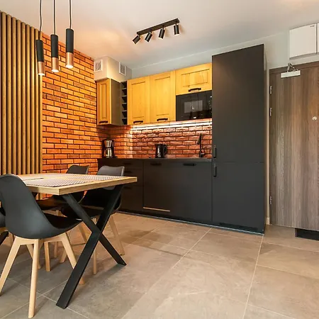 Rentplanet - Stone Hill Apartment