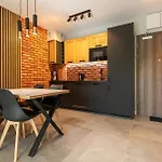 Rentplanet - Stone Hill Апартаменты