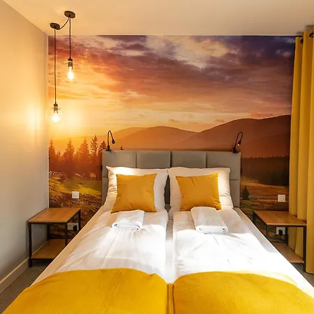 Rentplanet - Stone Hill *