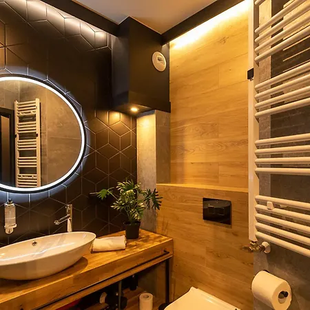 Rentplanet - Stone Hill *