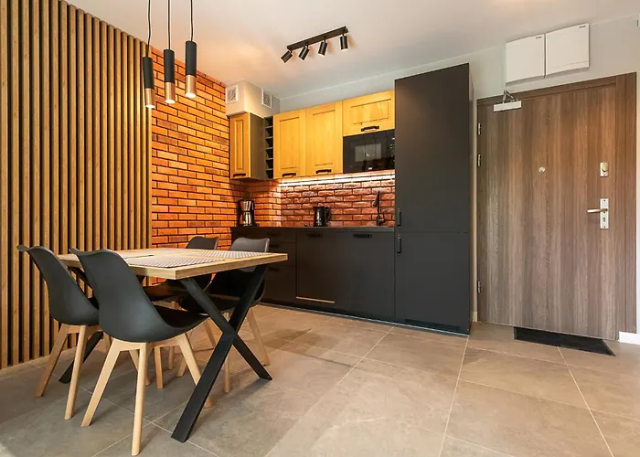 Rentplanet - Stone Hill Apartment