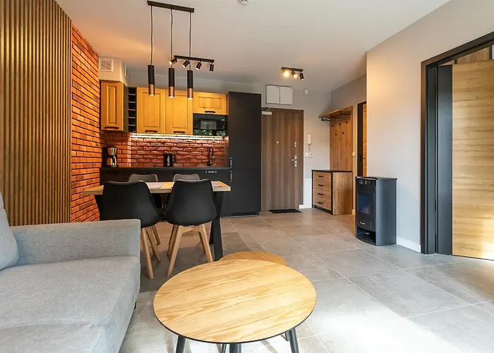 Rentplanet - Stone Hill * Шклярска-Поремба