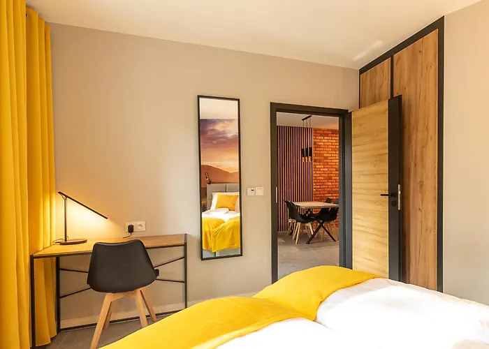 Rentplanet - Stone Hill Apartment *